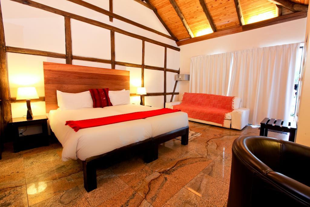 Roof Of Africa Hotel Windhoek Luaran gambar